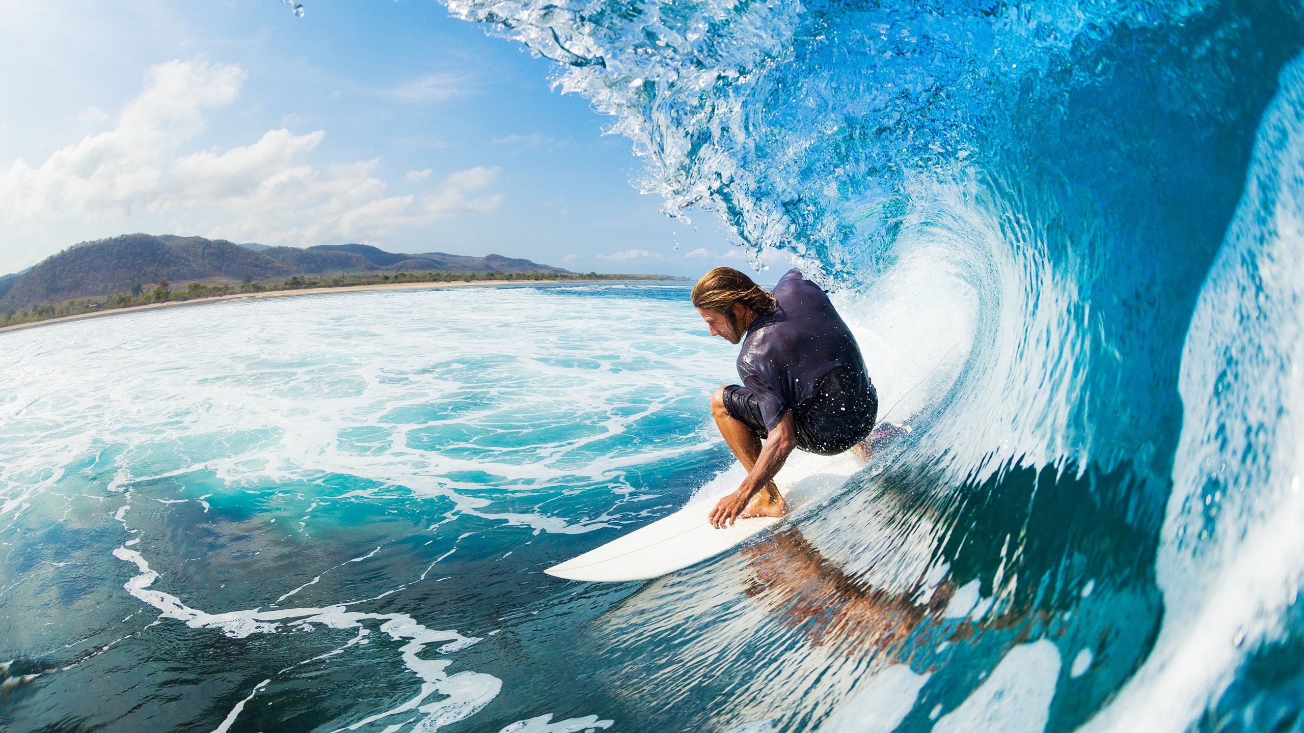 黄蜂翻盘老鹰,贝恩的制胜表现与篮球场上的不可能哲学