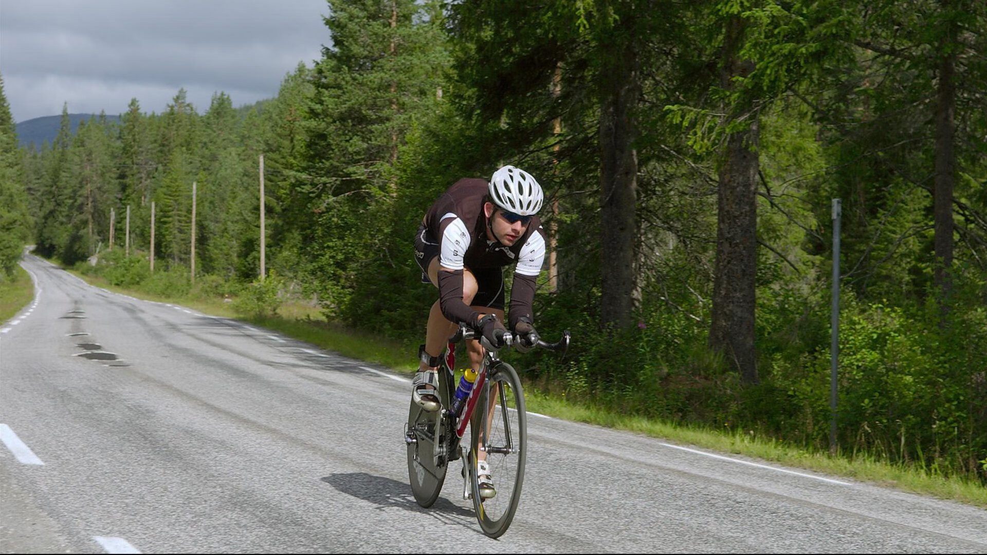 玻利维亚收割巴西,高原铁蹄下,卡瓦哈尔点燃的绿茵烽火